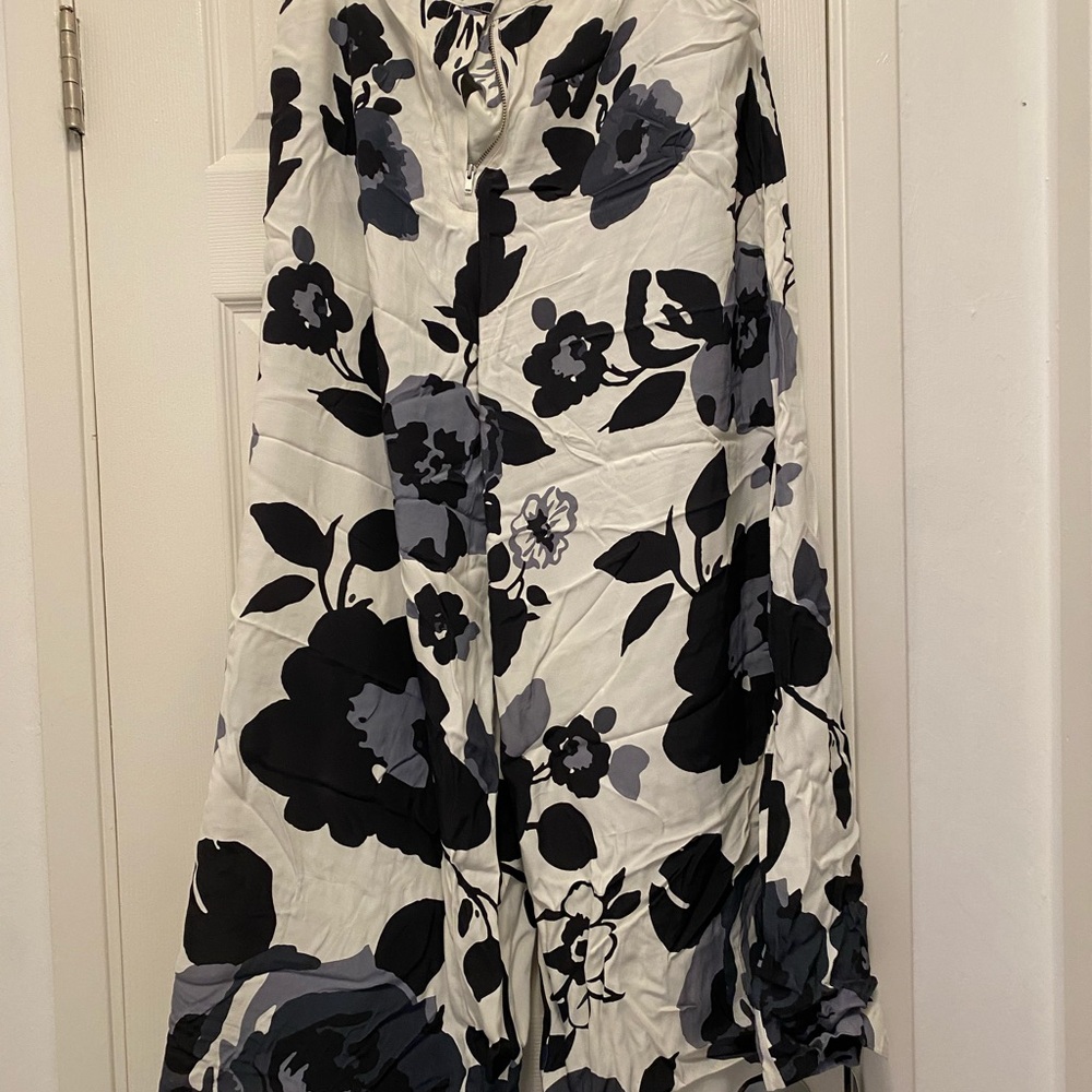 Anthropolgie x Tracy Reese Floral Black and Gray Pants